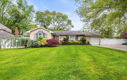 11 Gilford Court, Melville, NY 11747