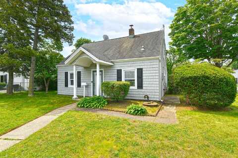 2 Anvil Lane, Levittown, NY 11756