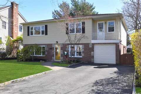 6 Dunes Lane, Port Washington, NY 11050