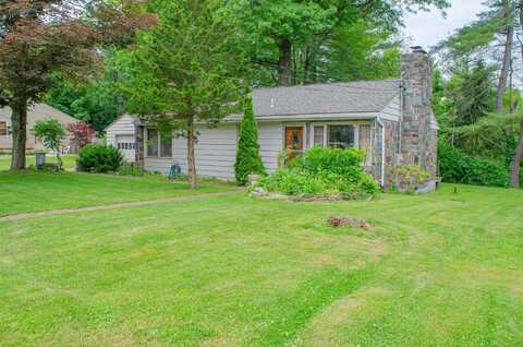 10 Hillcrest Terrace, Staatsburg, NY 12580
