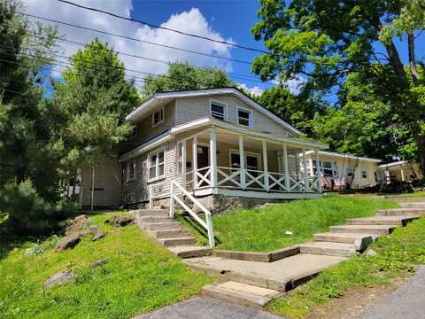 10 Henning Drive, Montrose, NY 10548