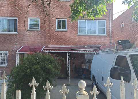 1037 E 219th Street, Bronx, NY 10469