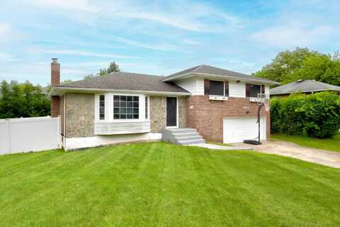 19 Goldfield Street, Melville, NY 11747