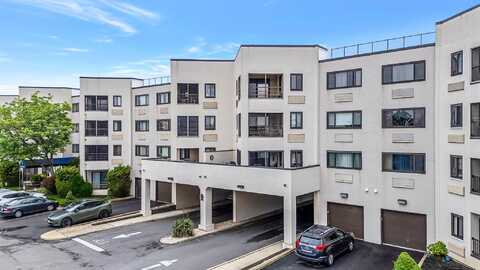 725 Miller Avenue, Freeport, NY 11520