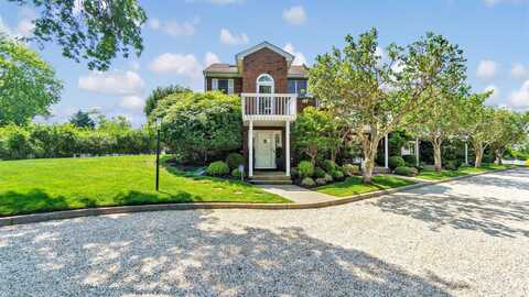 32d Library Avenue, Westhampton Beach, NY 11978