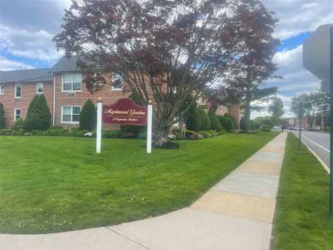 130 S Park Avenue, Rockville Centre, NY 11570