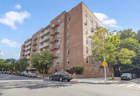 68-20 Selfridge St Street, Forest Hills, NY 11375