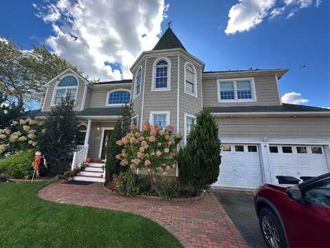 248 Delaware Avenue, Island Park, NY 11558
