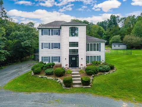49 Stone Mountain Trail, Chester, NY 10918