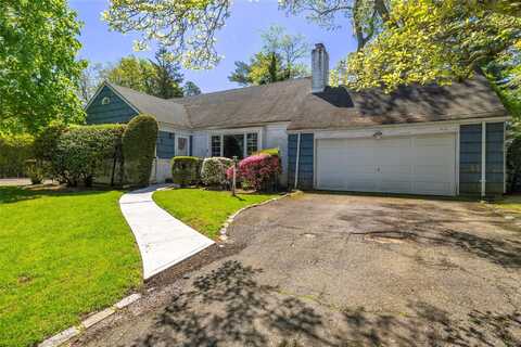 70 Whitehall Road, Rockville Centre, NY 11570