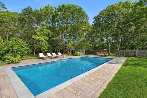 17 Joshua Edwards Court, East Hampton, NY 11937
