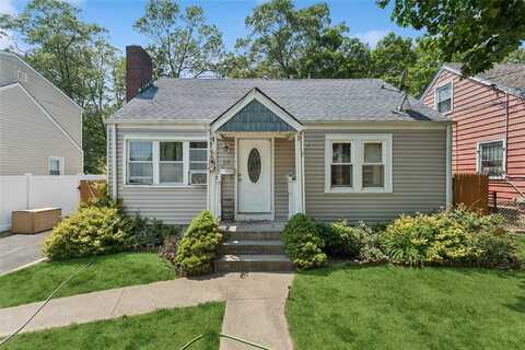 23 Wagner Avenue, Roosevelt, NY 11575