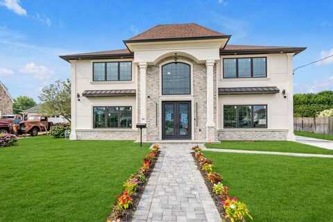 161 Division Avenue, Hicksville, NY 11801