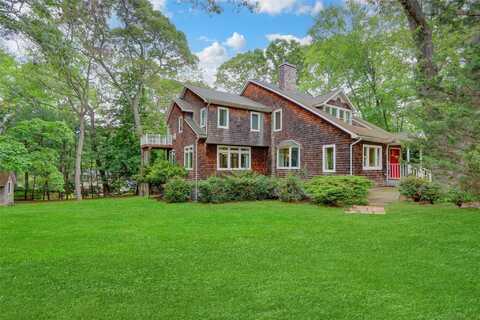 23 Knox Avenue, Stony Brook, NY 11790