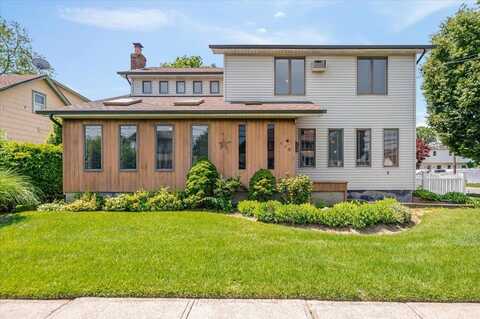 403 S 1st Street, Lindenhurst, NY 11757