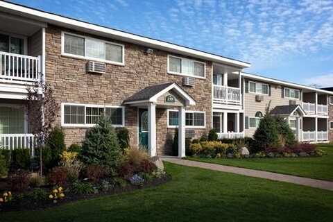 227 Lakeland Avenue, Sayville, NY 11782