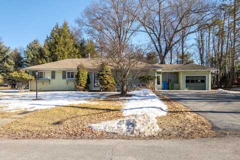 6 Thomas Jefferson Place, Middletown, NY 10940