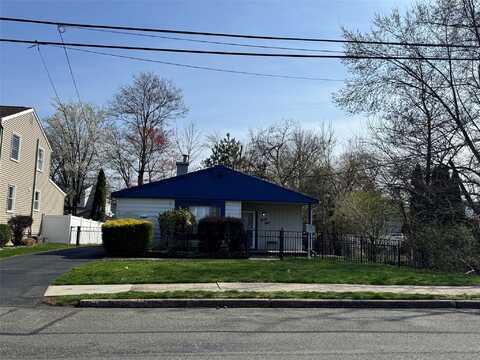 44 Brightwood Avenue, Pearl River, NY 10965
