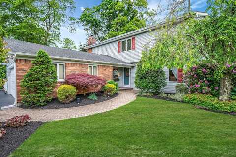50 Rolling Road, Miller Place, NY 11764