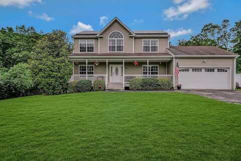 12 Nydia Court, Yaphank, NY 11980