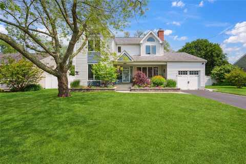 309 George Street, West Islip, NY 11795