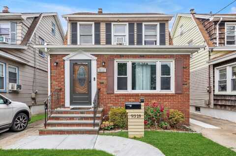 93-18 245th Street, Floral Park, NY 11001