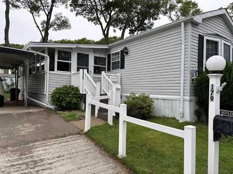 1661-179 OLD COUNTRY RD, Riverhead, NY 11901