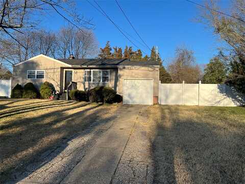 907 Americus Avenue, East Patchogue, NY 11772