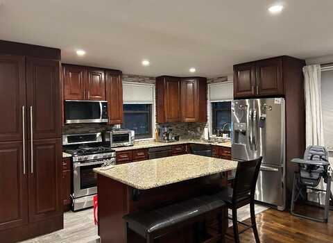 159-02 Cross Island Parkway, Whitestone, NY 11357