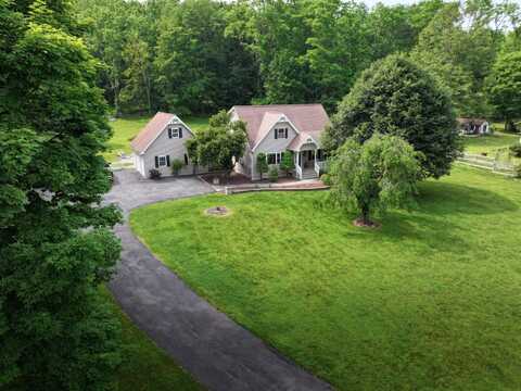 676 Winterton Road, Bloomingburg, NY 12721