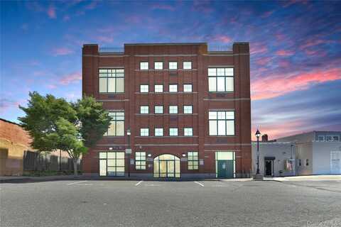 70 S Main Street, Freeport, NY 11520