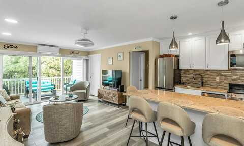 281 Dune Road, Westhampton Beach, NY 11978