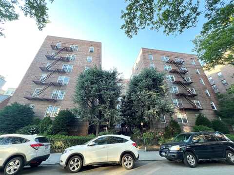 134-39 Blossom Avenue, Flushing, NY 11354