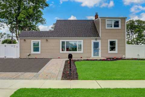 59 Harvest Lane, Levittown, NY 11756