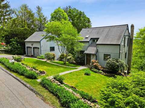 30 Woodcrest Terrace, Amawalk, NY 10501
