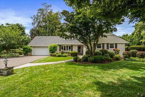 46 Whitehall Boulevard, Garden City, NY 11530