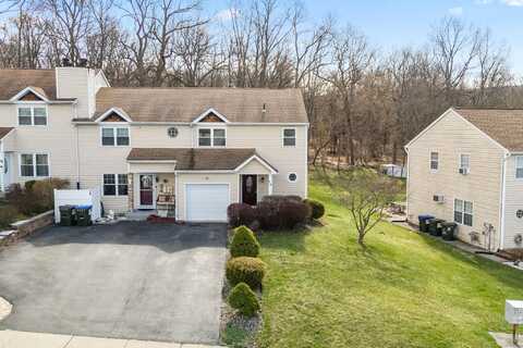 14 Franklin Place, Washingtonville, NY 10992