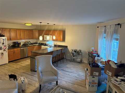 266 New York Avenue, Huntington, NY 11743