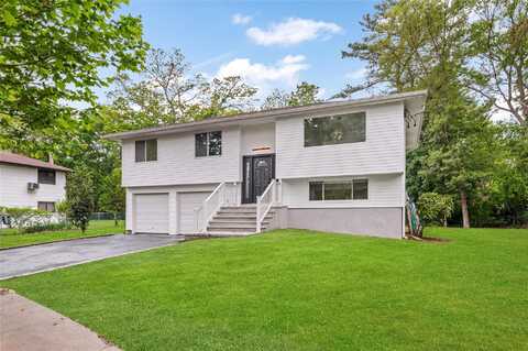 155 Brooklyn Avenue, Huntington, NY 11743