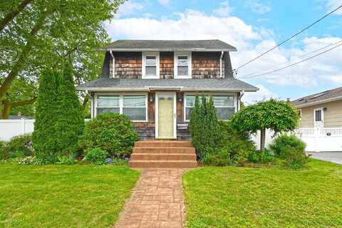 2364 Newbridge Road, Bellmore, NY 11710