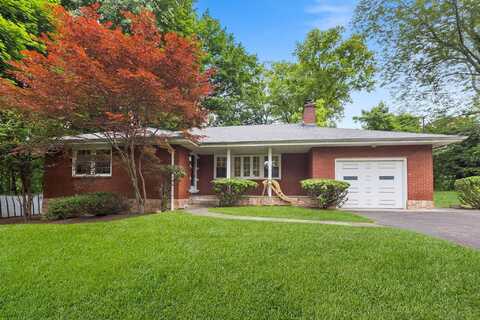 38 Park Avenue W, White Plains, NY 10607