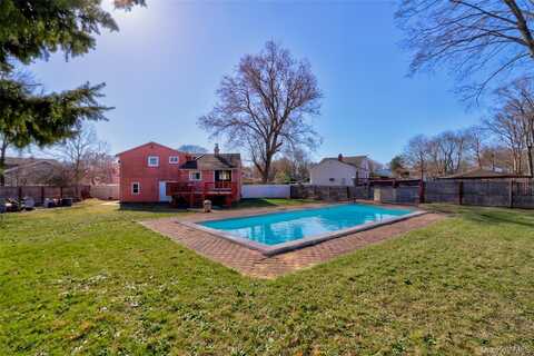 12 Kaymac Street, Brentwood, NY 11717