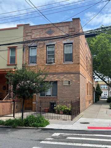 7447 62nd Street, Glendale, NY 11385