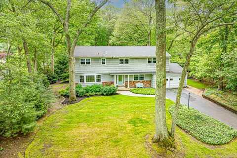 27 Josephine Lane, Northport, NY 11768
