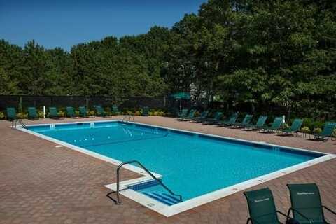 173 Orion Walk, Holbrook, NY 11741