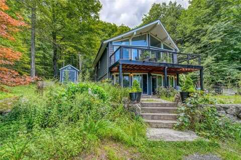6899 State Route 42, Woodbourne, NY 12788
