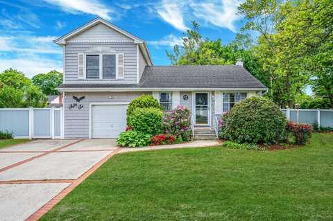 56 15th Street, West Babylon, NY 11704