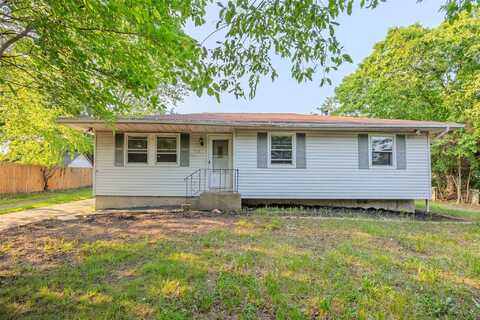 509 Hampton Avenue, Bellport, NY 11713