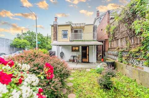 5736 75th St Street, Middle Village, NY 11379