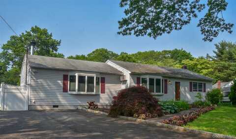 805 Canal Road, Mount Sinai, NY 11766